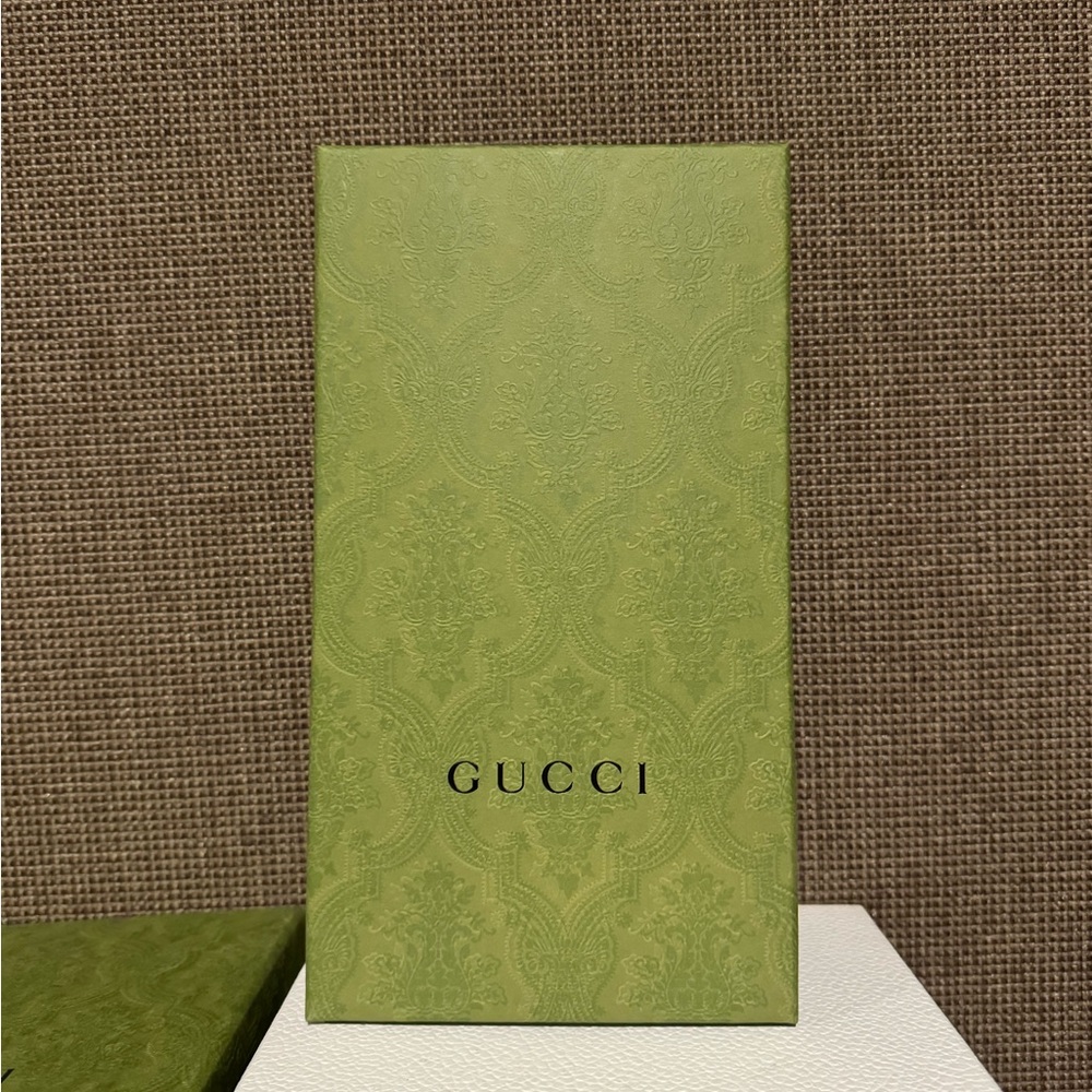 Gucci gift box